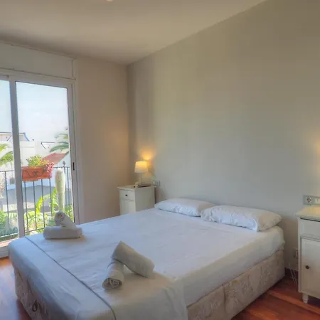 Stromboli House Alpesi faház Sitges